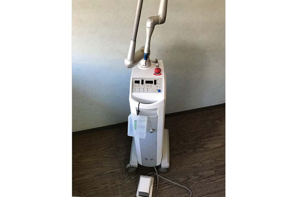 歯科用CO2レーザー