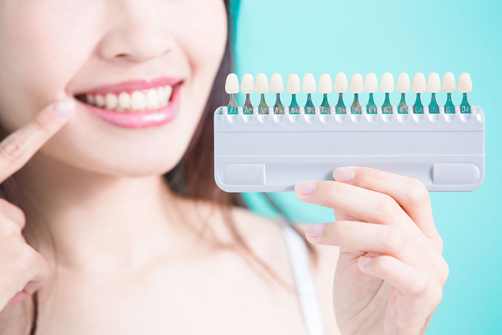 歯を削らず、自然な白さを目指すホワイトニング